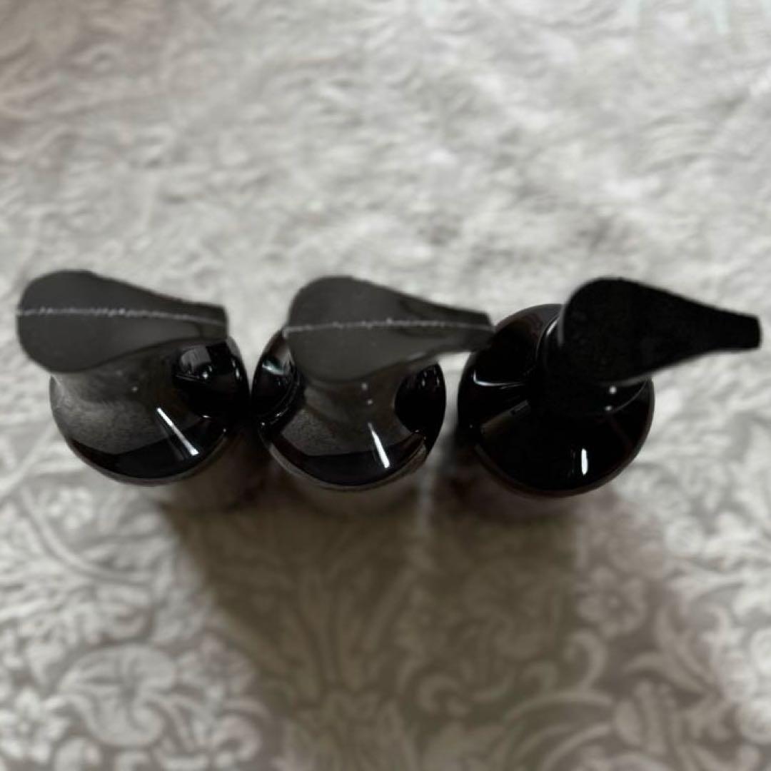 バイワンシースムースリペアエッセンス290g by one sii新品2本＋1本