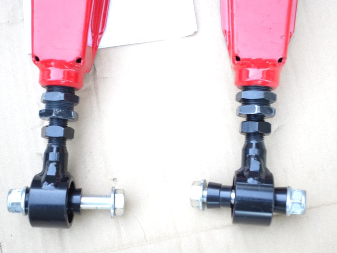 使用僅か 美品 GPスポーツ ロアアーム zn6 zn8 zd8 brz