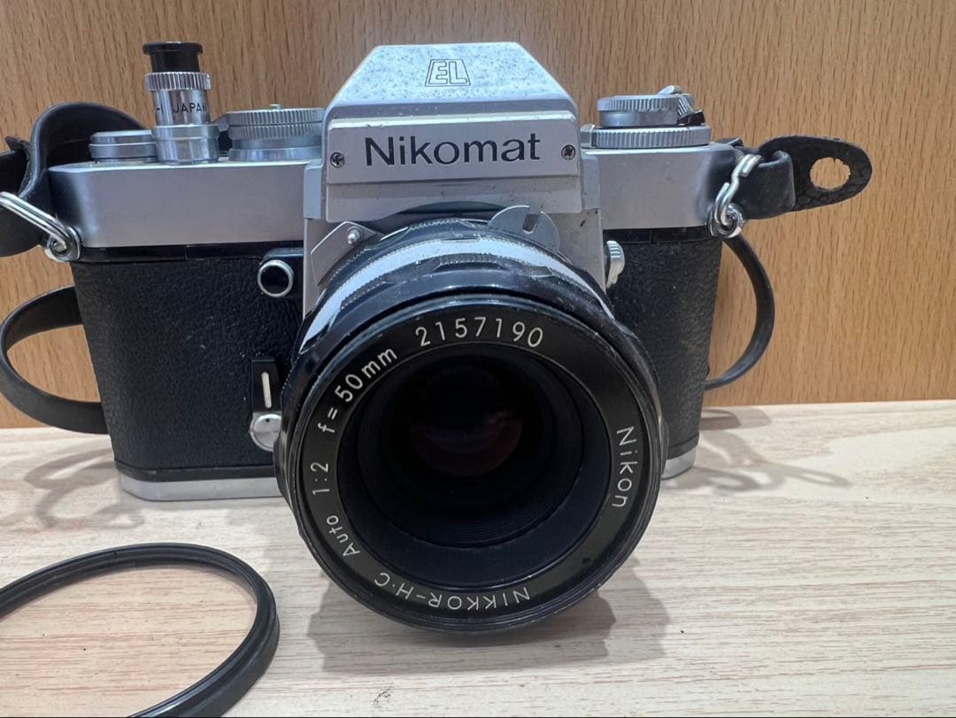 ニコマットEL + NIKKOR-H・C Auto フィルム一眼レフ カメラ