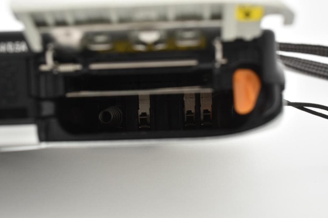 美品)Nikon COOLPIX A100ニコン　デジタルカメラ#689