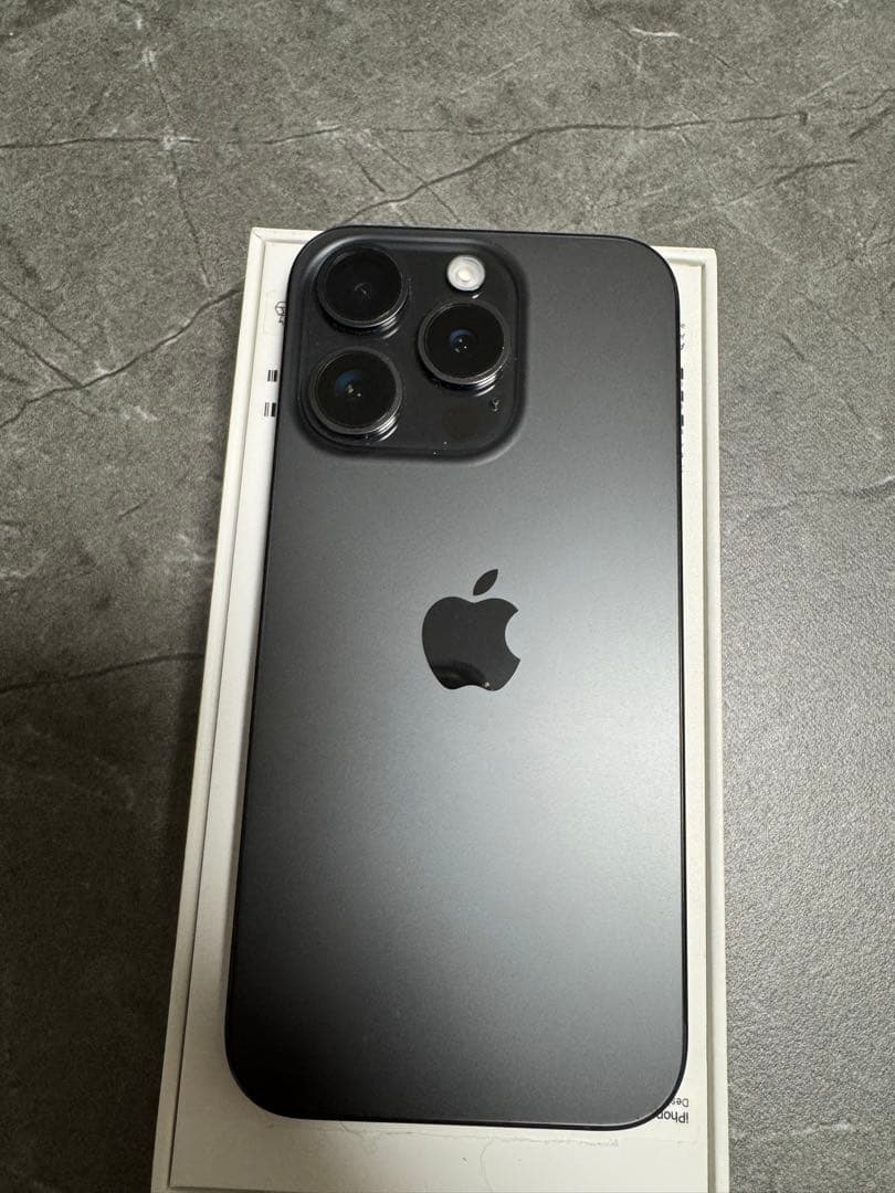 スマートフォン本体 iPhone 15 pro