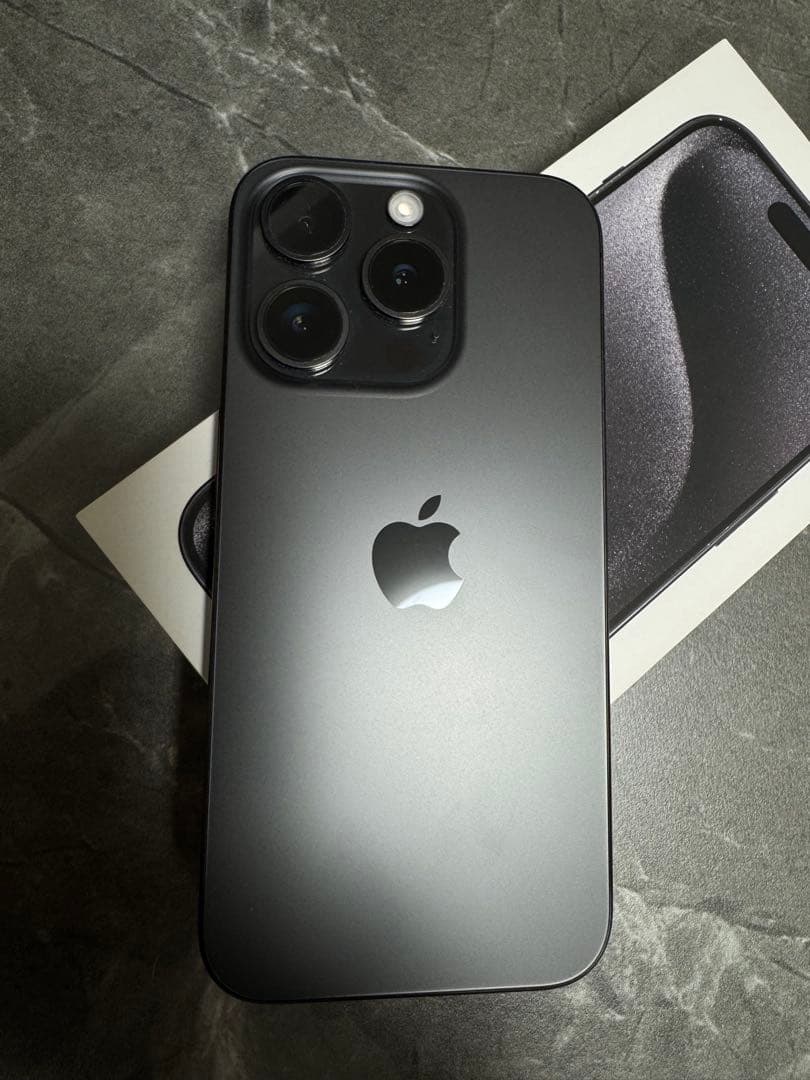 スマートフォン本体 iPhone 15 pro