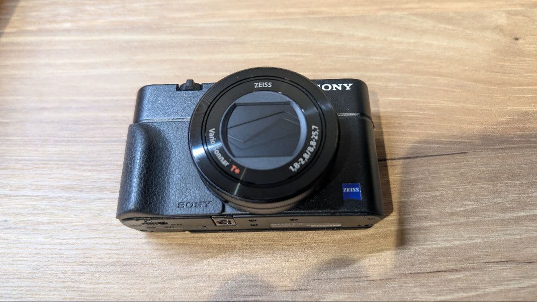 ソニー　SONY DSC-RX100M3