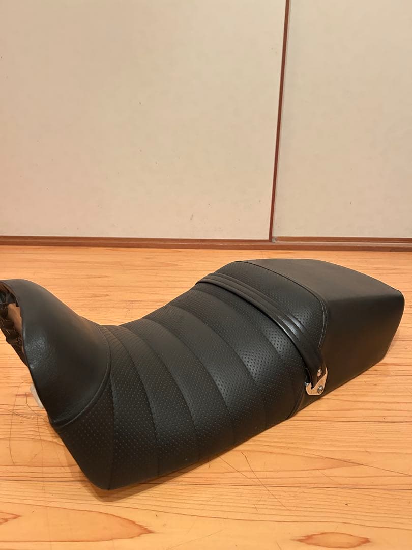 カワサキGPZ 900Rシートgpz900r