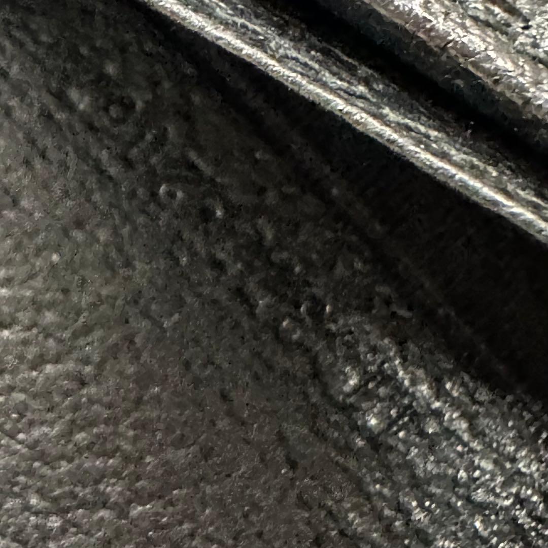 新品同様‼️ グッチ　GUCCI 財布　二つ折り　長財布　GGキャンバス