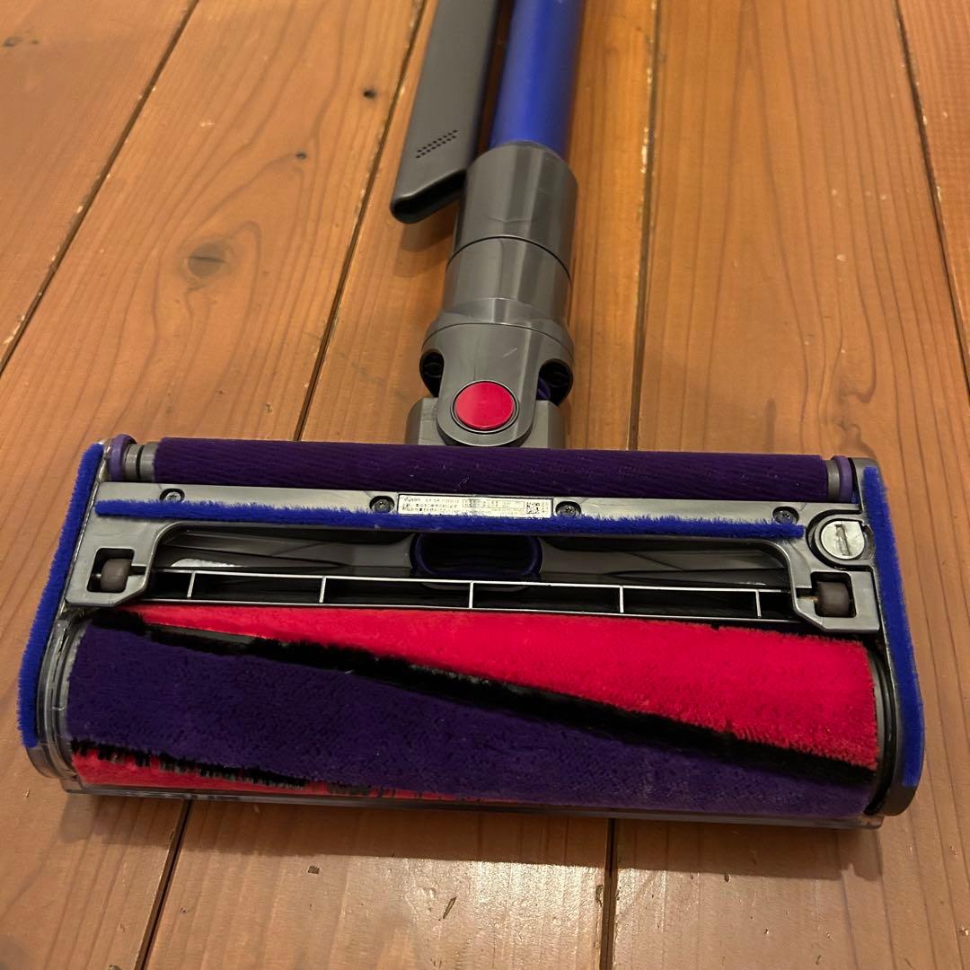 Dyson v11 fluffy 純正スタンド付き 美品