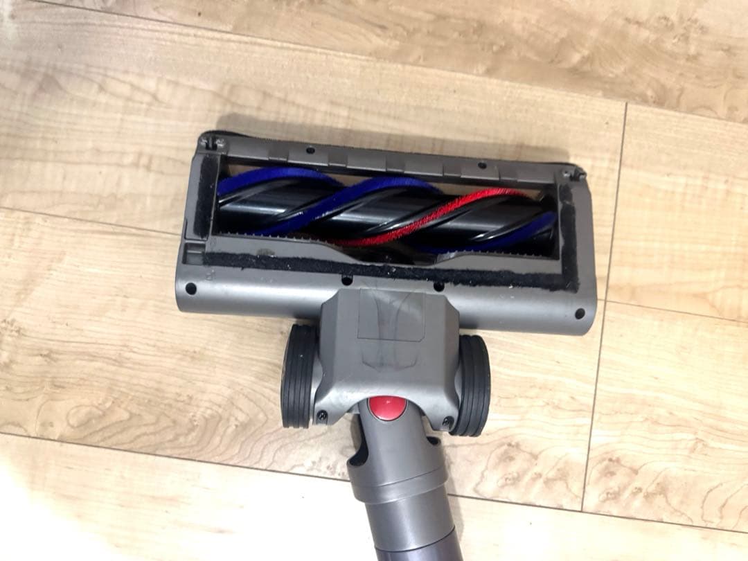 Dyson v7 fluffy コードレス掃除機