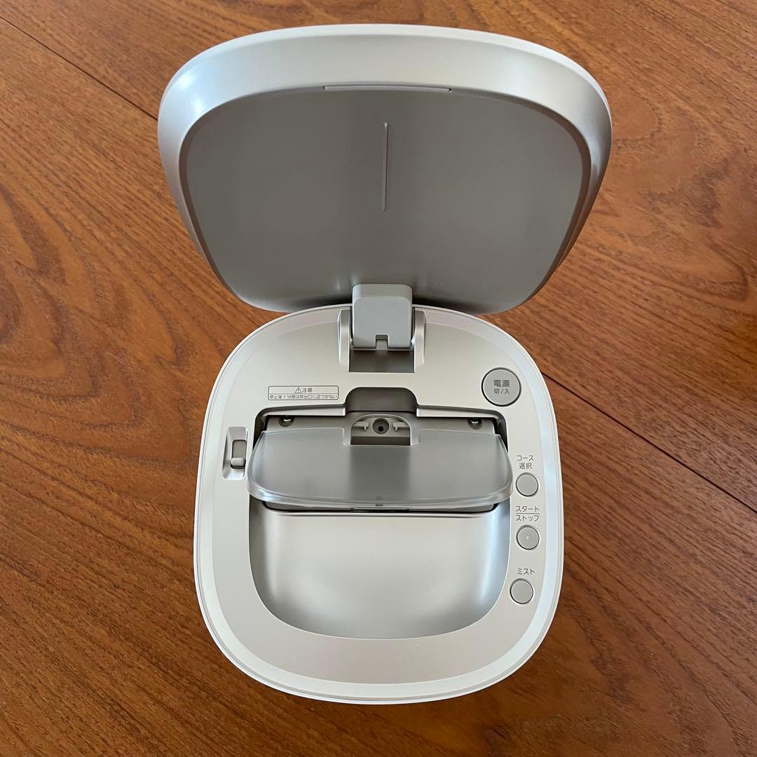 大幅値下　Panasonic スチーマーナノケア　EH-SA0B-N GOLD