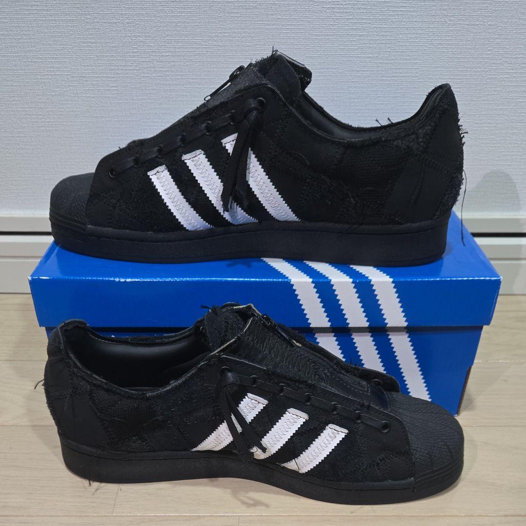 RECOUTURE × atmos × adidas Superstar