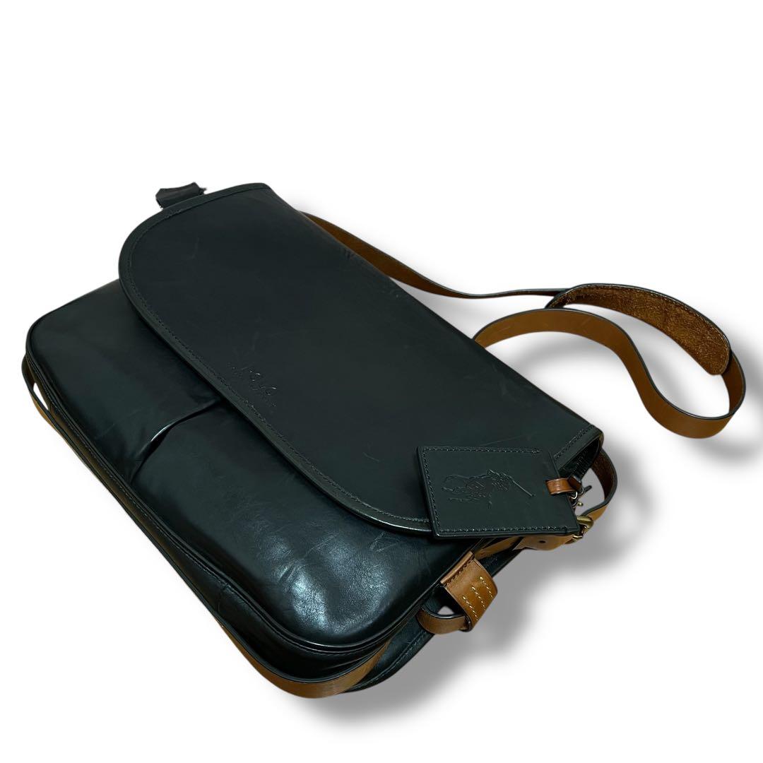 美品 ポロラルフローレン メッセンジャーバッグ レザー ブラック A4収納可