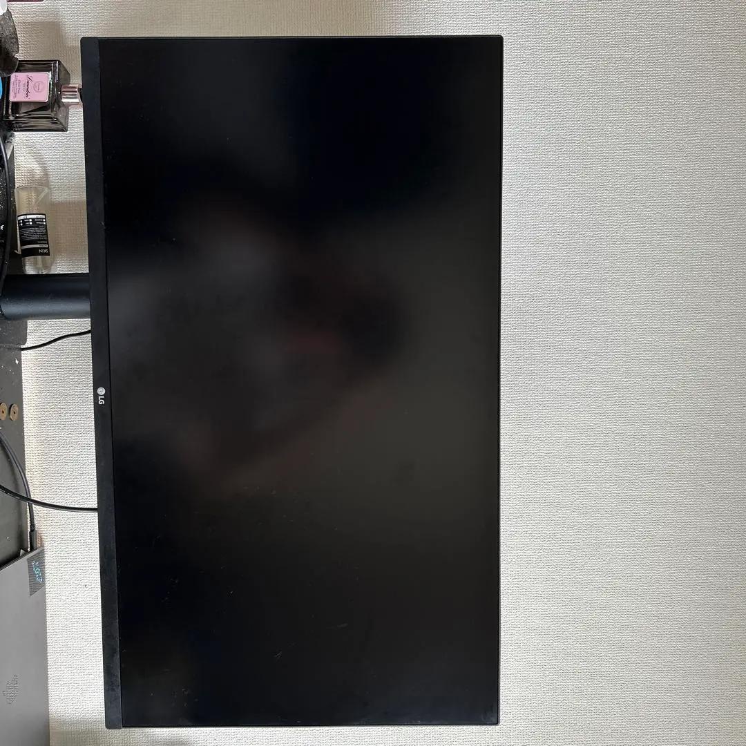 32un880-b純正アーム付き