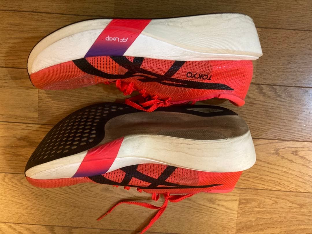 アシックス　メタスピードエッジ　Tokyo 27.0センチ