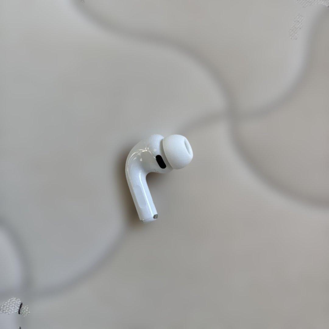 AirPods 第三世代 ホワイト ワイヤレスイヤホン 右耳用
