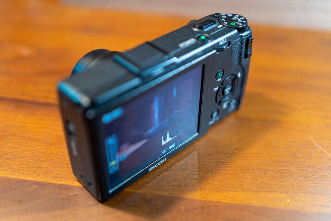 RICOH GR DIGITAL III コンパクトデジタルカメラ【元箱】