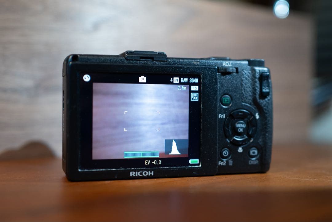 RICOH GR DIGITAL III コンパクトデジタルカメラ【元箱】