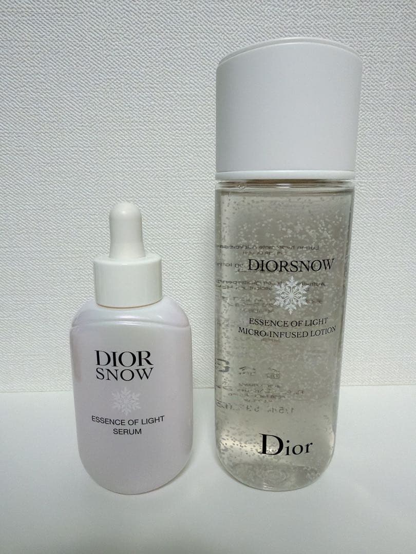 ディオールスノーエッセンスオブライトマクロローション＆エッセンスオブライトセラム