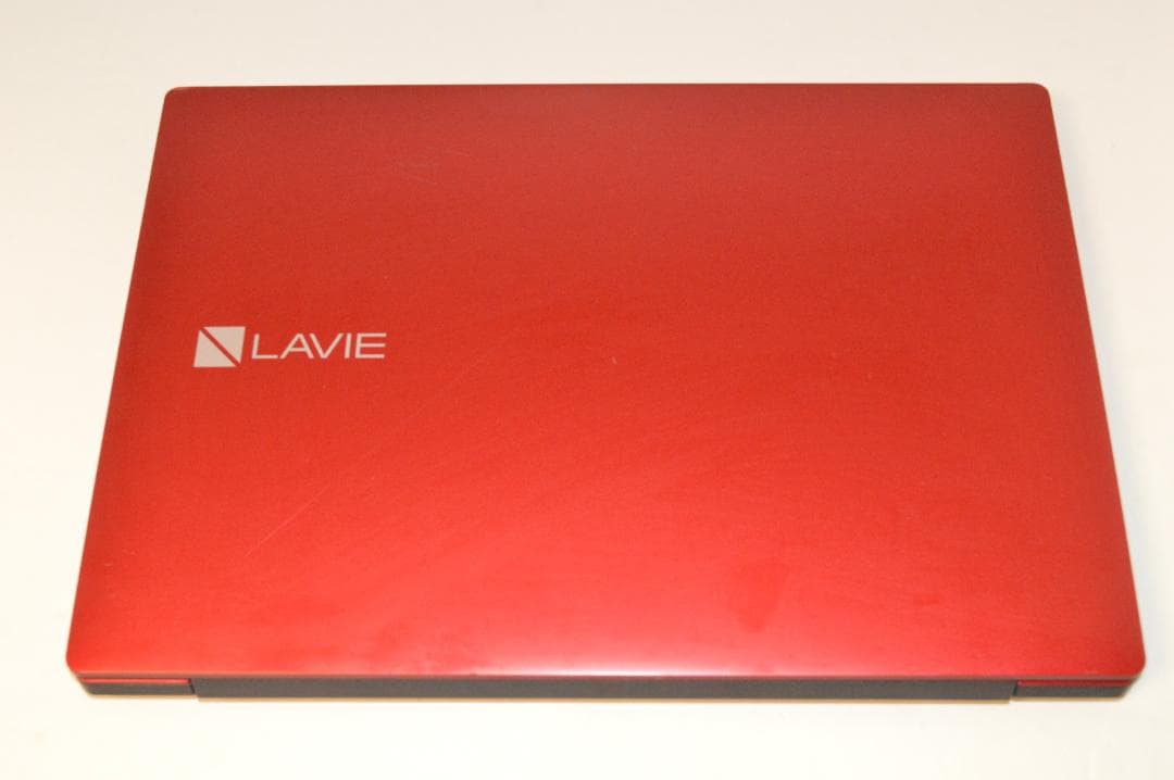 レッドLAVIE第8世代i7/20G/SSD1TB+HDD1TB/BD再生