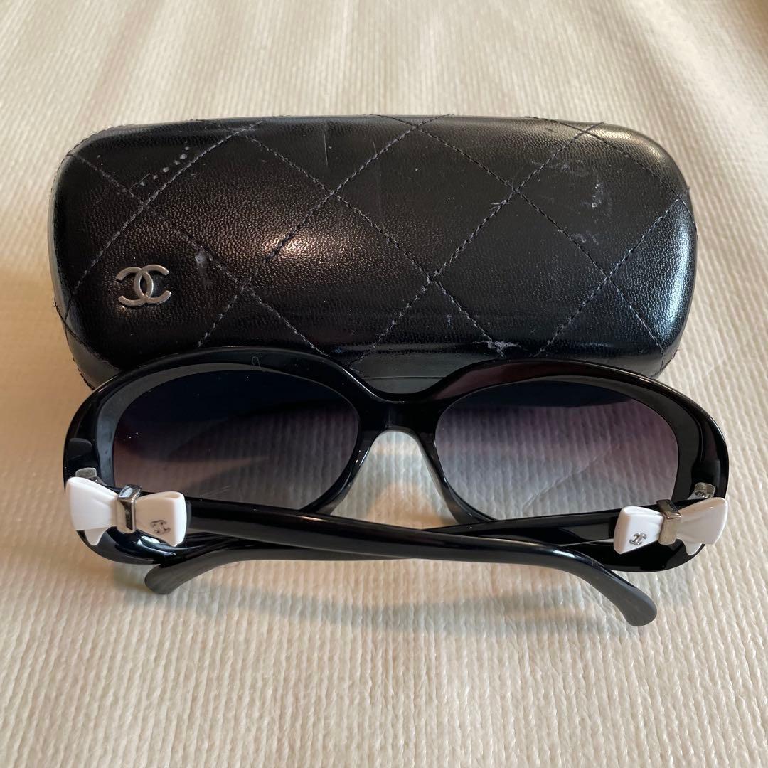 Chanel オーバーサイズ サングラス