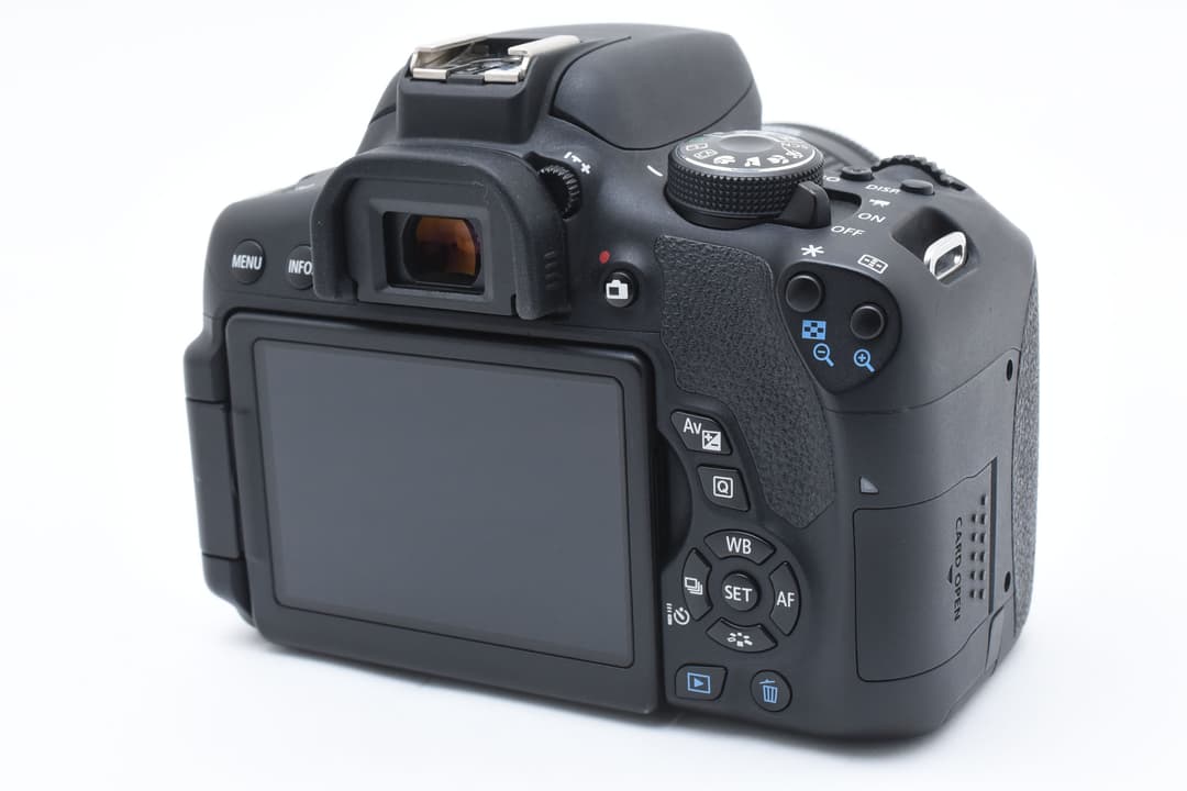 美品 Canon EOS Kiss X8i Wi-Fi搭載 キャノン #8416