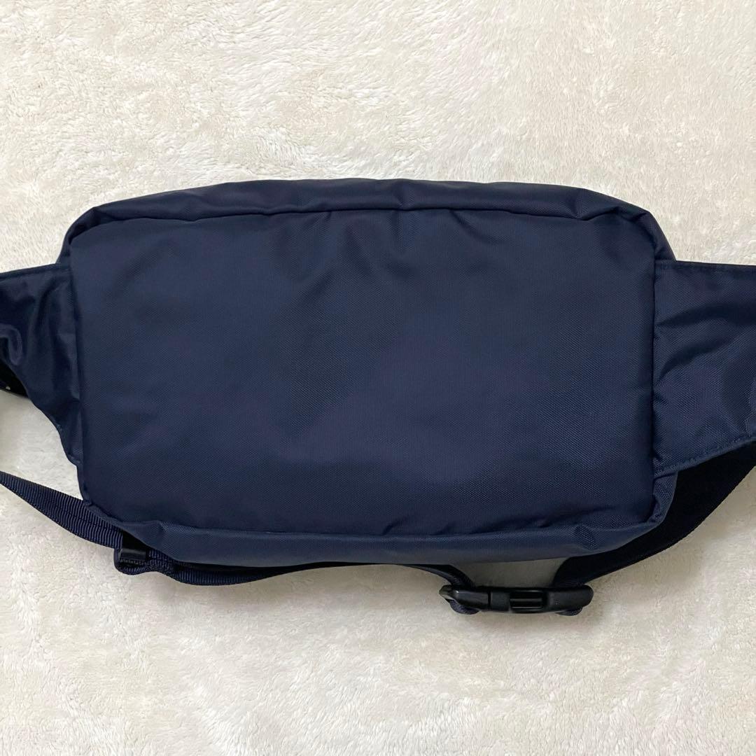 新品同様　極美　新型　PORTER ポーター　フラッシュ　ボディバッグ　ネイビー