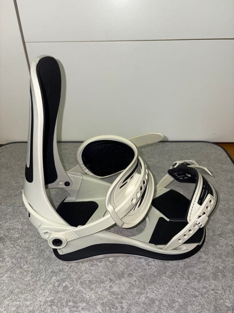 23-24 UNION ULTRA スノーボード ビンディング ホワイト