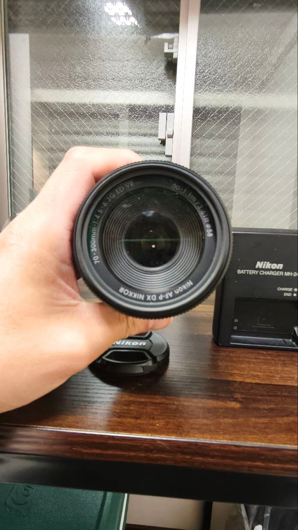 Nikon D5600 デジタル一眼レフカメラ