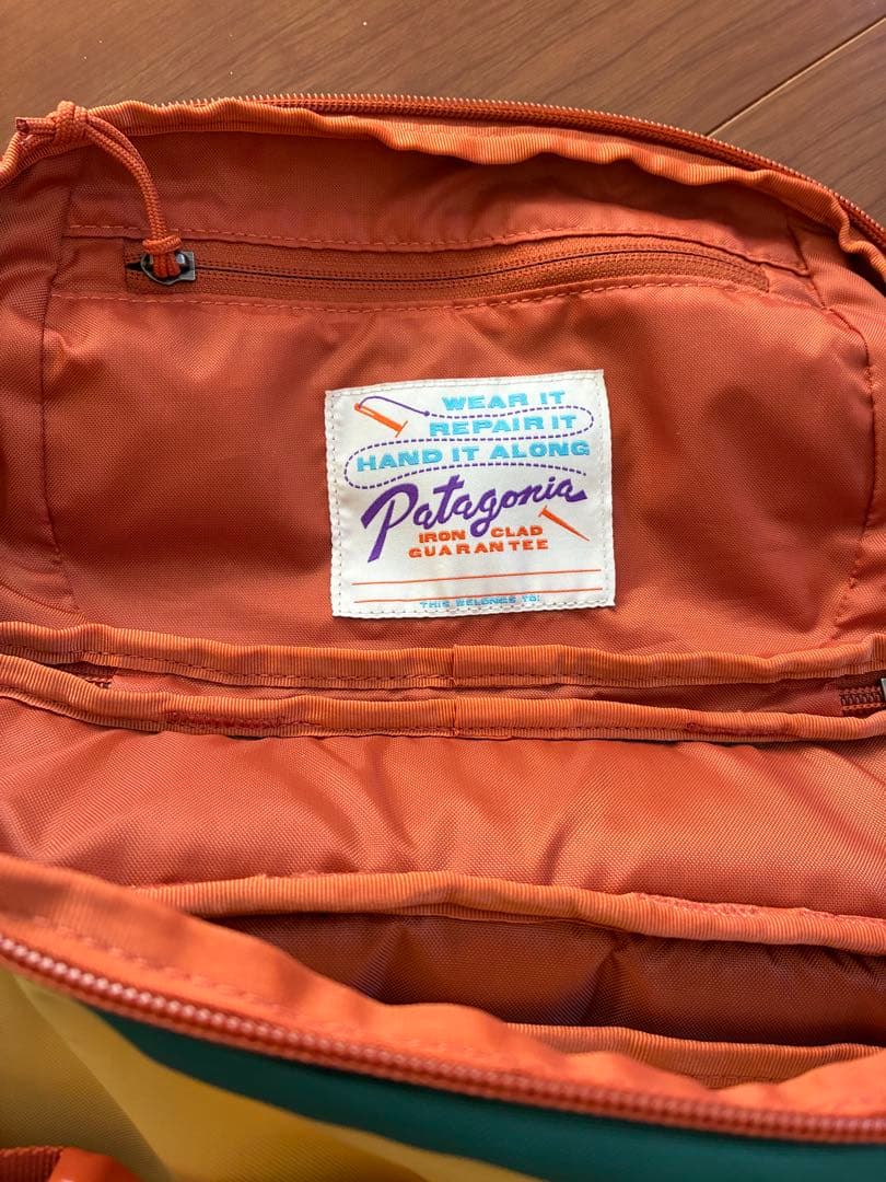 Patagonia レフュジート18L リュック