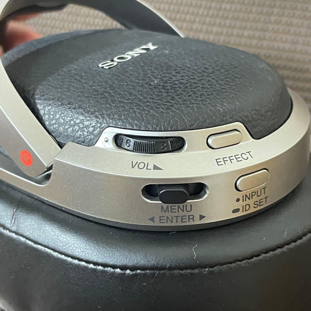 SONY デジタルサラウンドヘッドホンシステム MDR-HW700DS