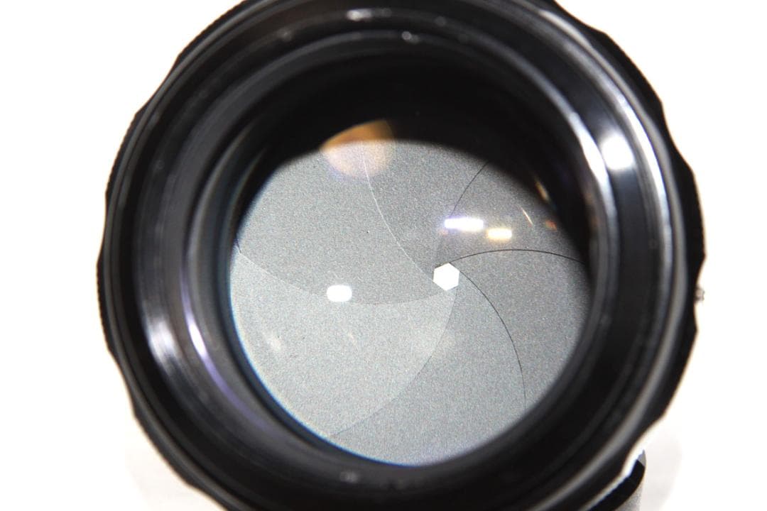 Nikon Ai NIKKOR-H Auto 85mm F1.8 ニコン