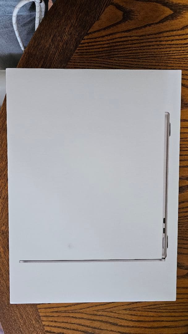 MacBook Air M2 13.6インチ 2022年モデル バッテリー修理