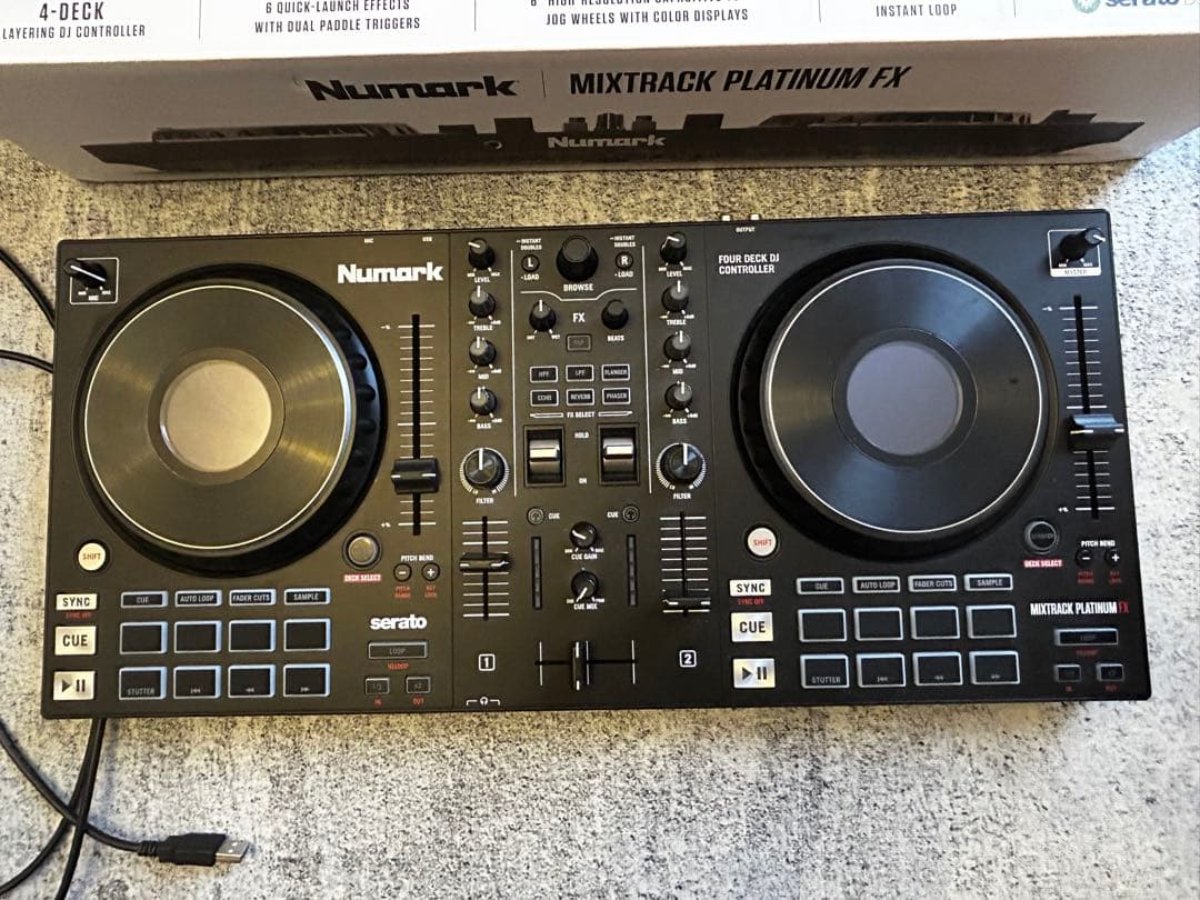 DJ機材 Numark MIXTRACK PLATINUM FX