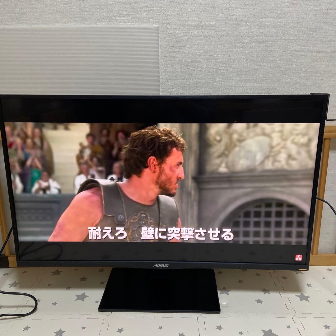 AORUS FV43U 3840 x 2160 UHDディスプレイ