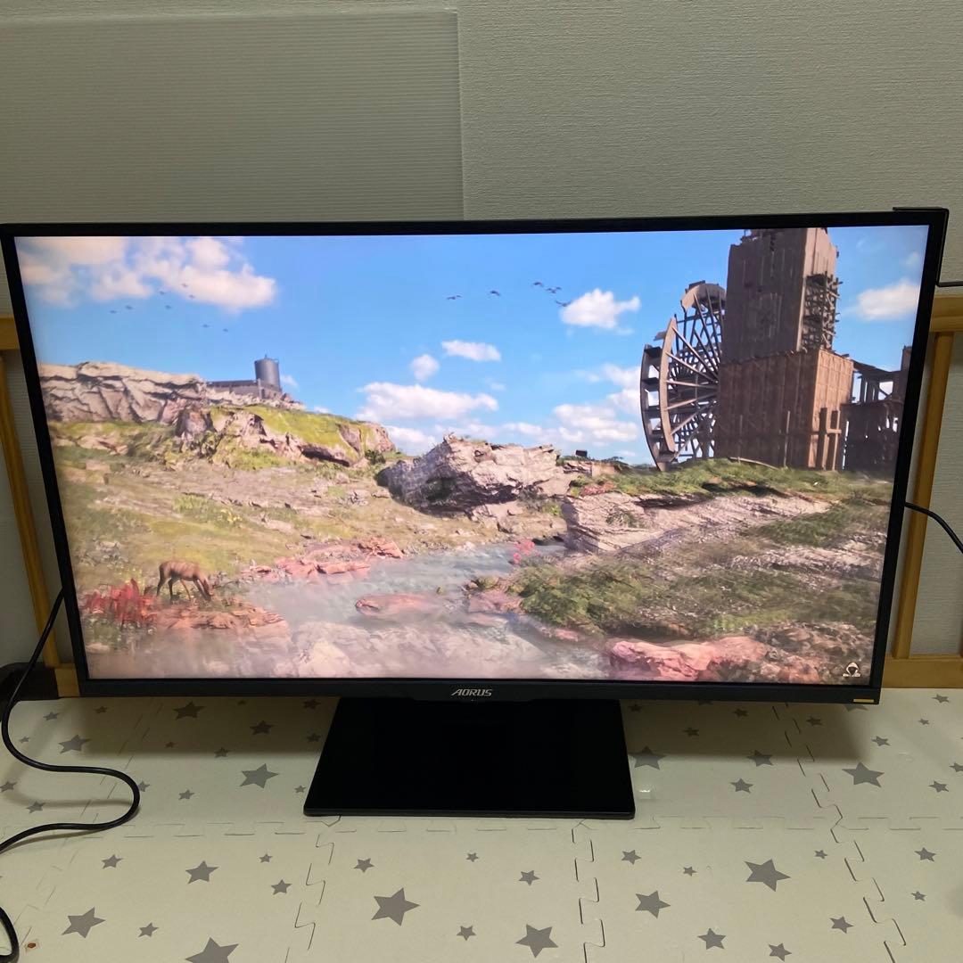 AORUS FV43U 3840 x 2160 UHDディスプレイ