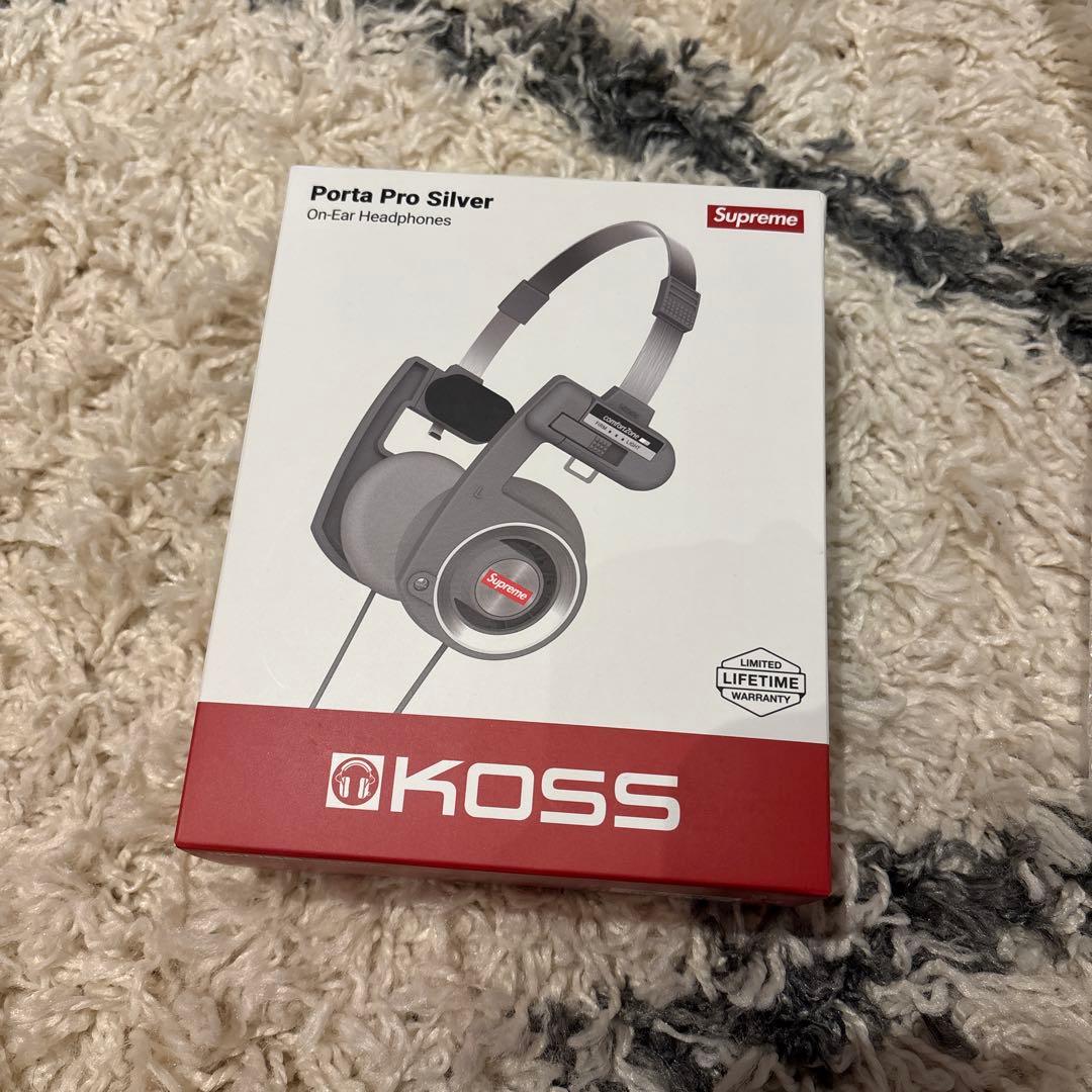 Supreme / Koss PortaPro Headphones シルバー