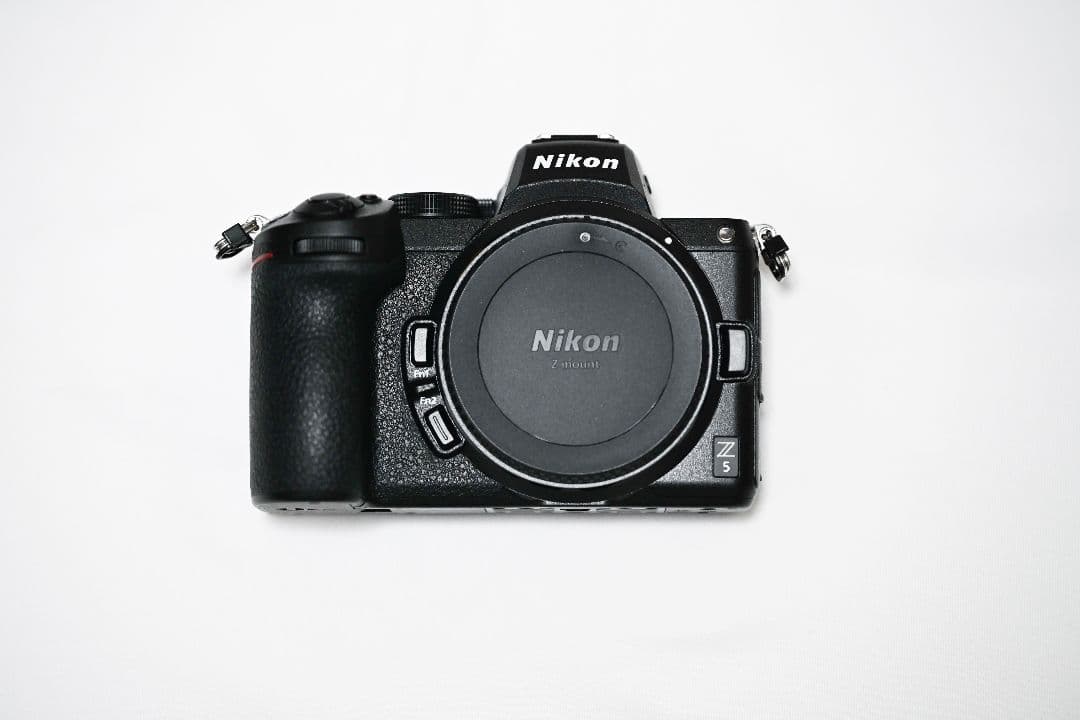 撮影500回以下 Nikon Z 5 ミラーレス一眼カメラ 24-50mmキット