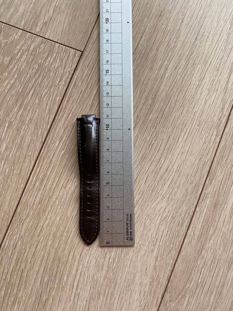 LOUIS VUITTON ダークブラウンレザー　時計ベルト　ルイヴィトン