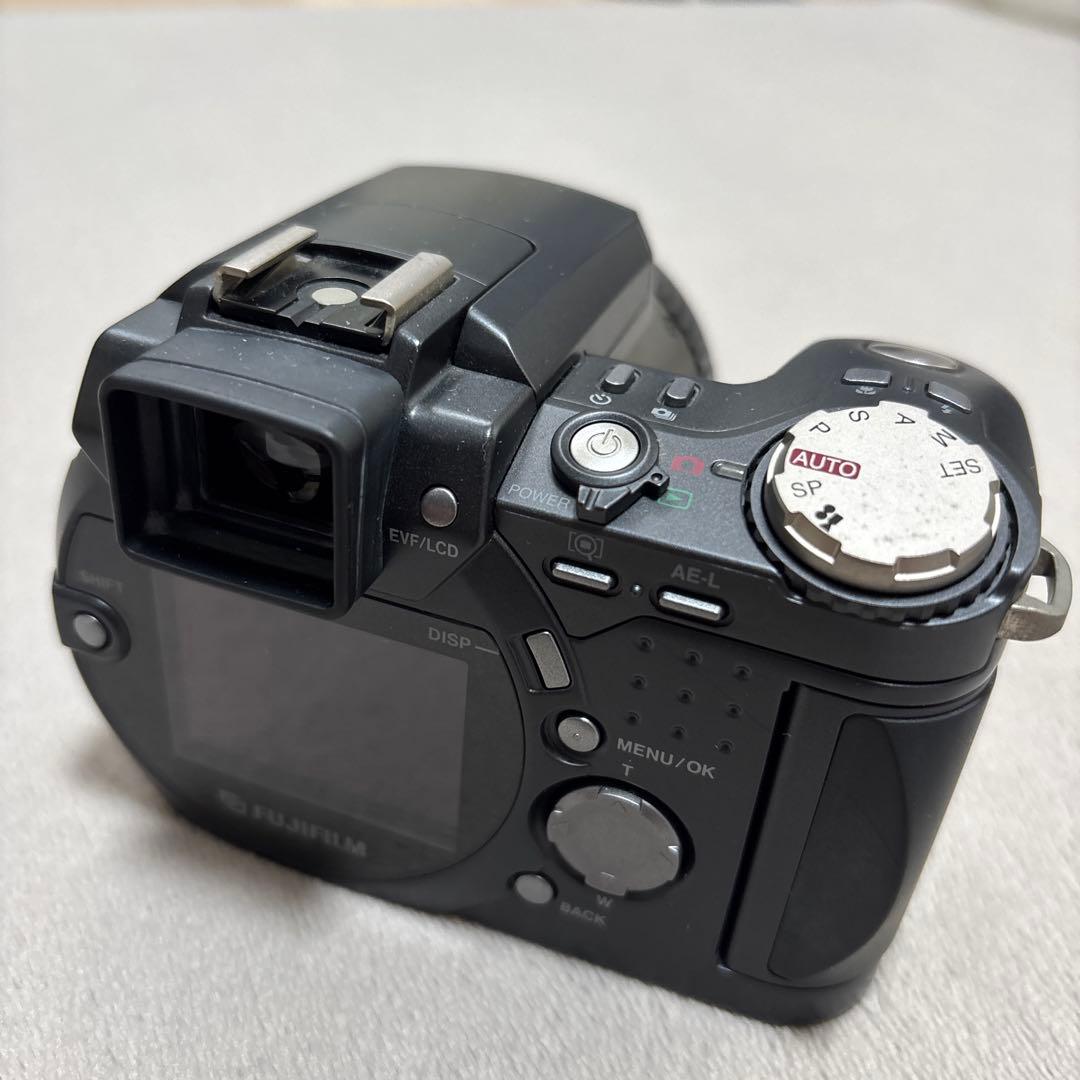 FUJIFILM デジカメ FinePix6900Z