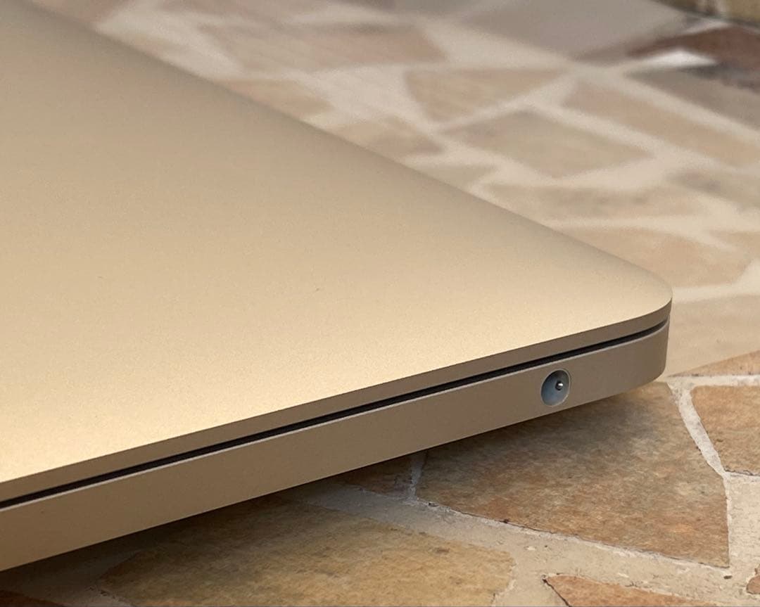 MacBook本体 MacBook Pro 13 M1 2020 8GB 512GB A2338