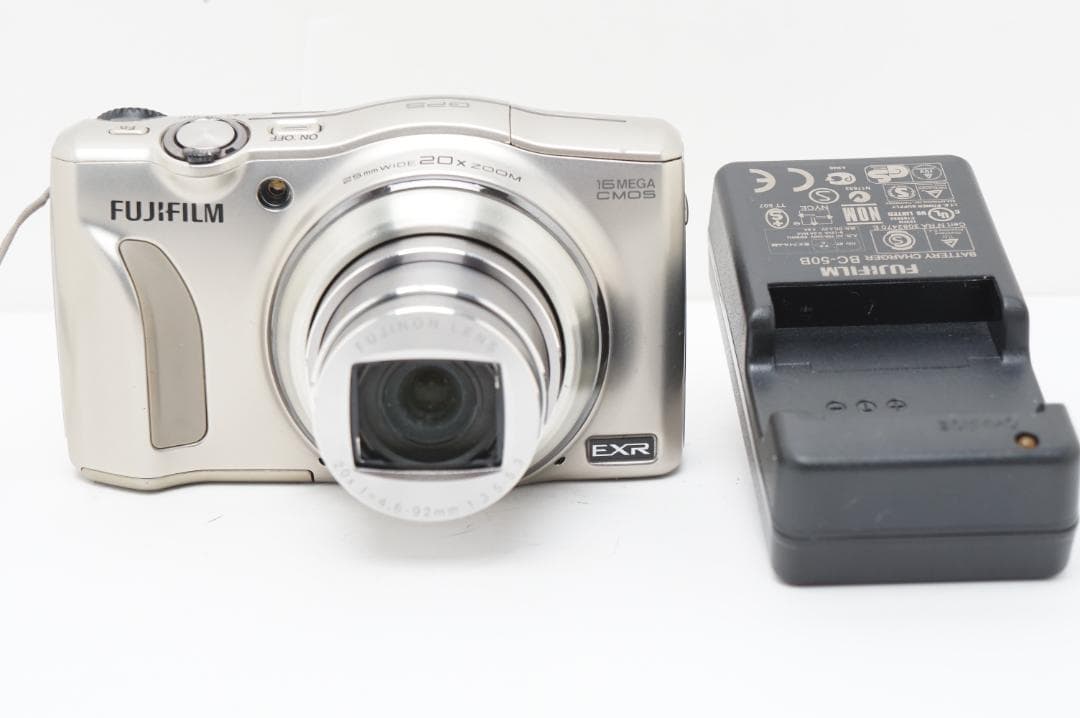 【ジャンク扱い】 FUJIFILM FinePix F770EXR ゴールド