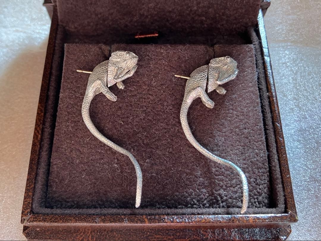 ELCAMI / カメレオンピアス シルバー