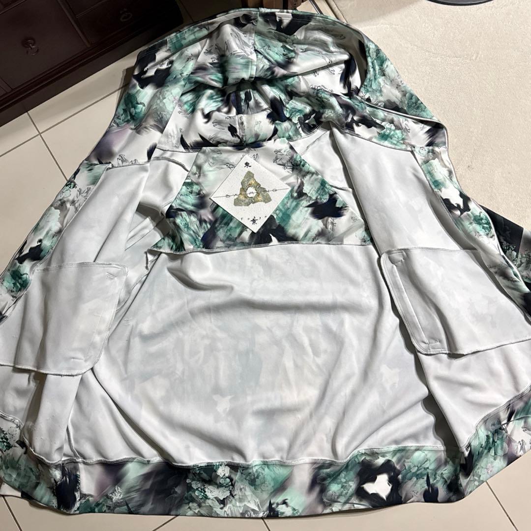 \"2016-2017秋冬\" BALMUNG グラフィックパーカ 「黒い花」 名作