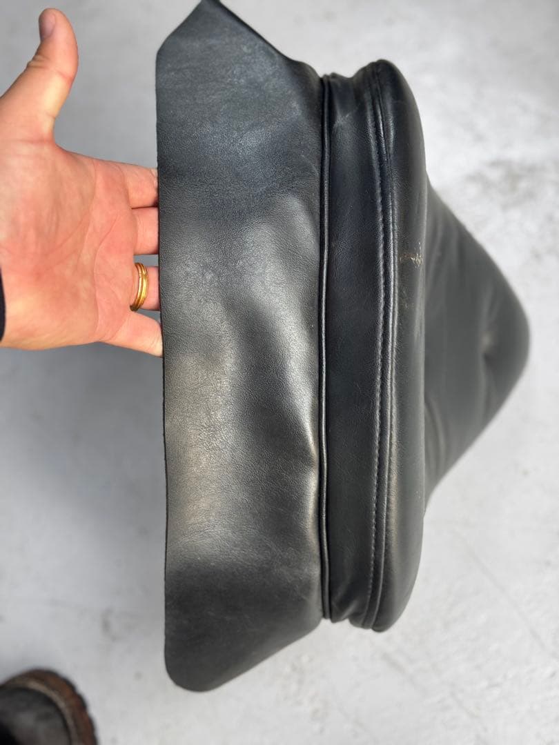 チョッパーシート　シングルシート　ハーレー