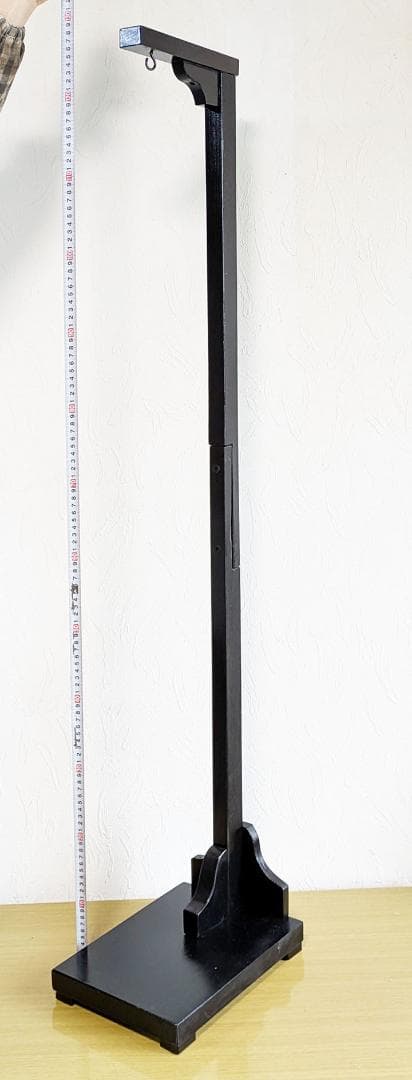 絹　全高で１２５ｃｍ　吊るし飾り台　４台