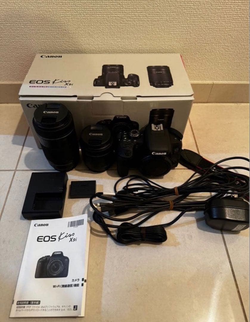 1月5日まで　新品未使用　Canon EOS KISS X9i Wズームキット