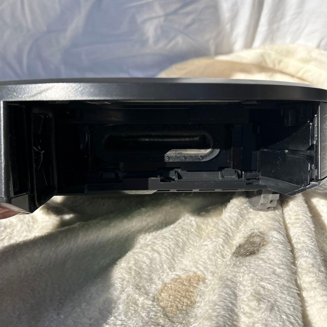 ト*ン様 ロボット掃除機本体 ブラック 充電スタンド付き　ROOMBA ｉ3
