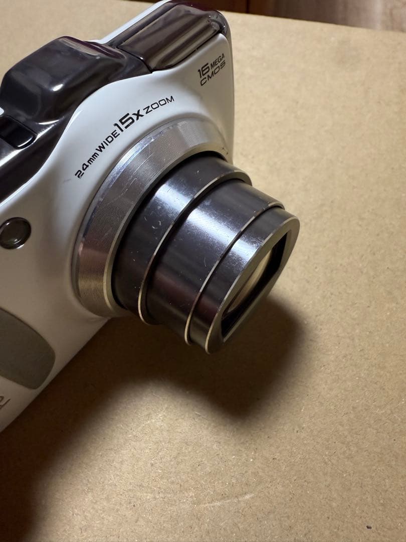 Fujifilm FinePix F600EXR 本体　動作確認済み