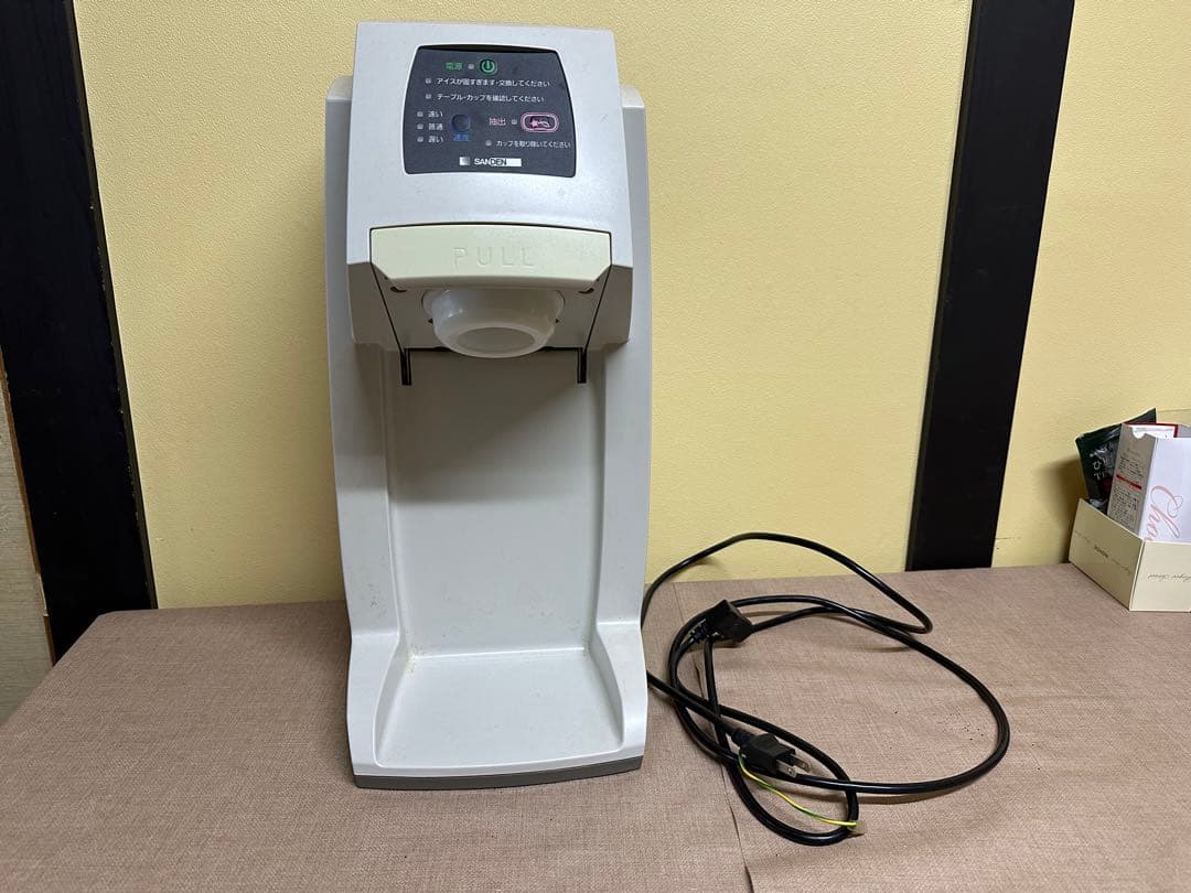 サンデン　ワンショットソフトクリーム抽出機　スジャータ　CIM-10A