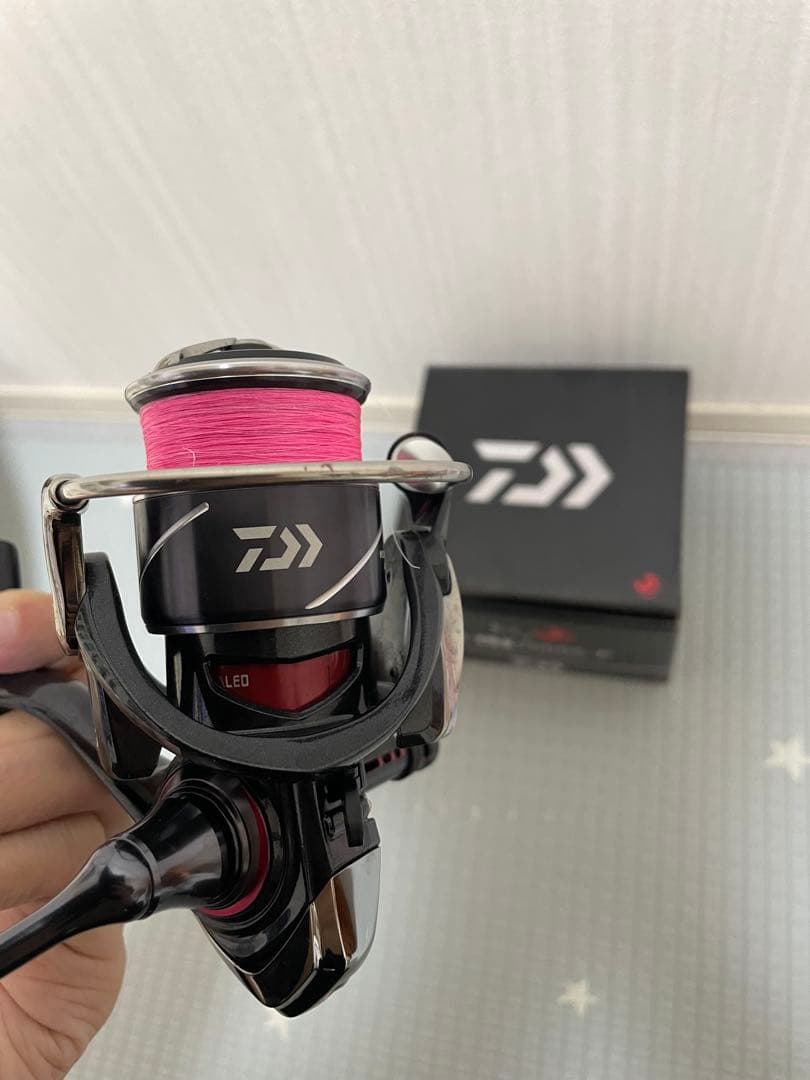 DAIWA 20月下美人xLT2000S-P peライン0.4号リールスタンド付