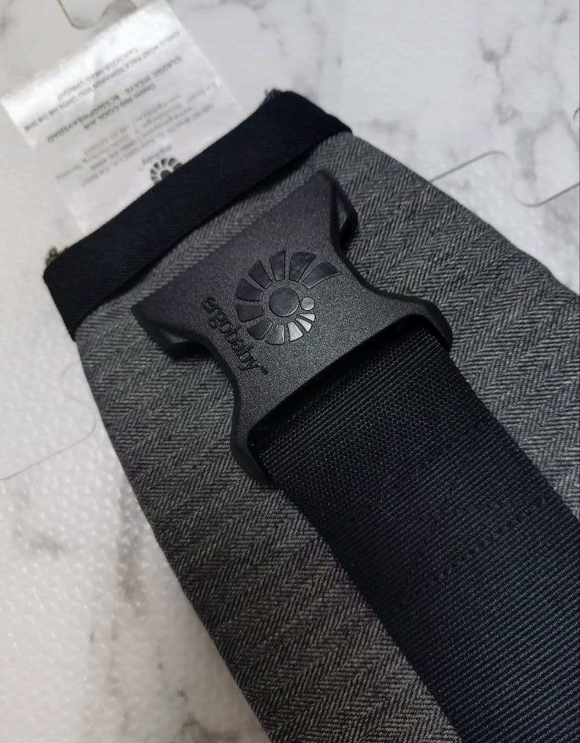 【美品】ergobaby オムニ360 クールエア　抱っこ紐