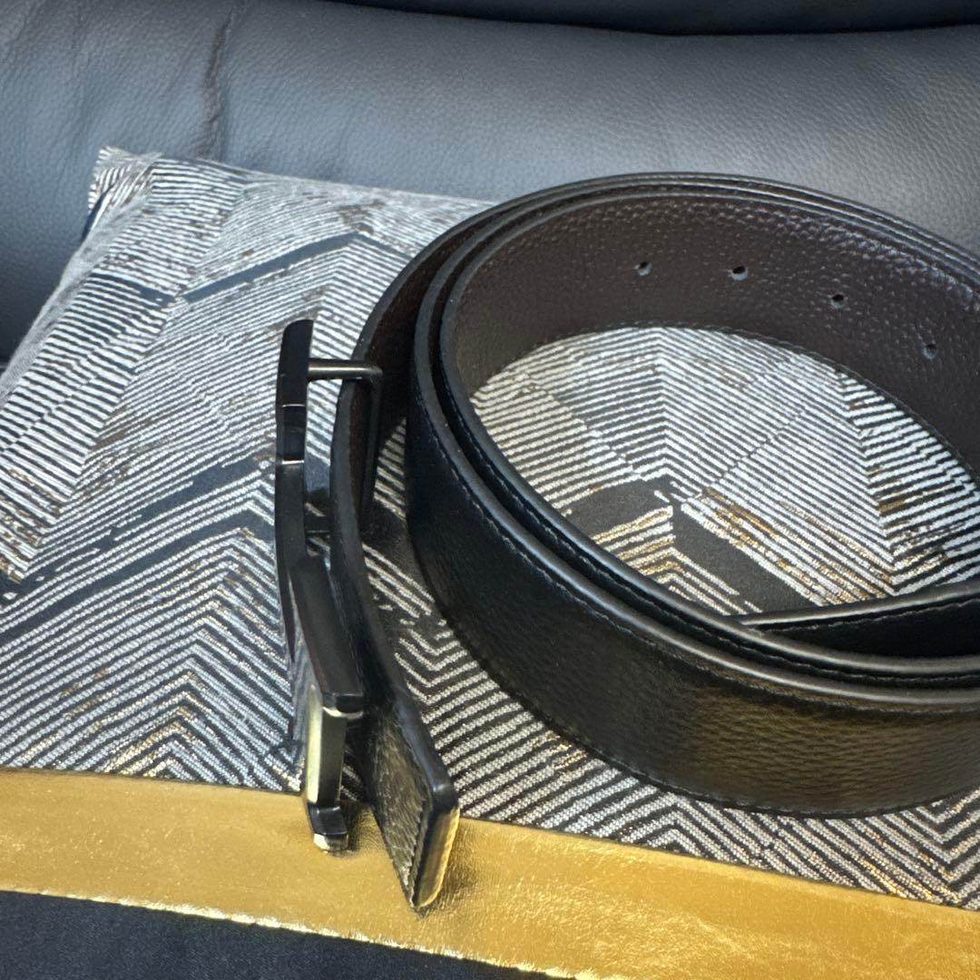 早い者勝ち。HERMES好き必見のHロゴバックルベルト。